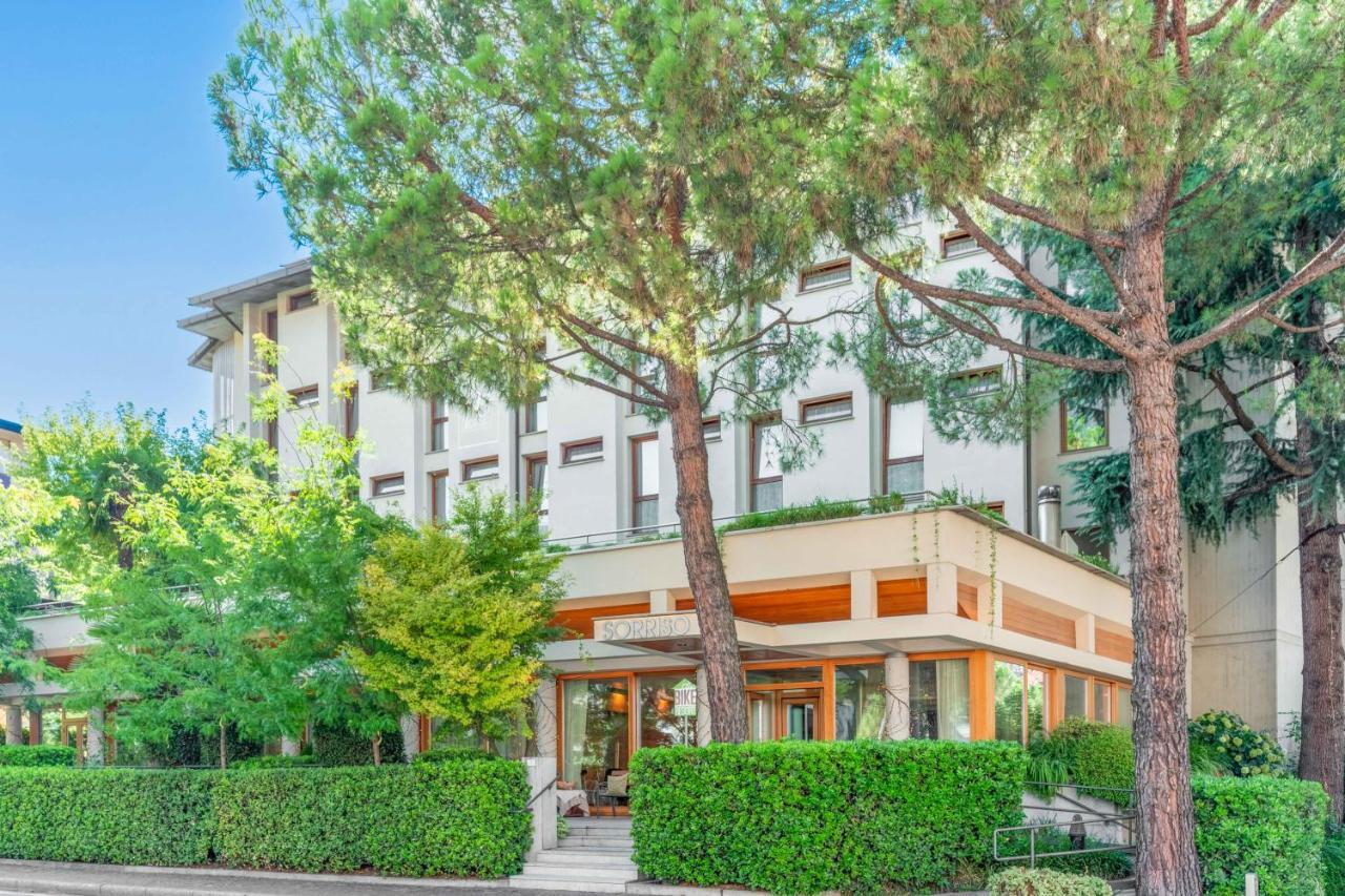 Albergo Sorriso Boario Terme Kültér fotó